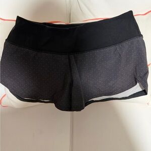 Vuori Polka Dot Women's Shorts